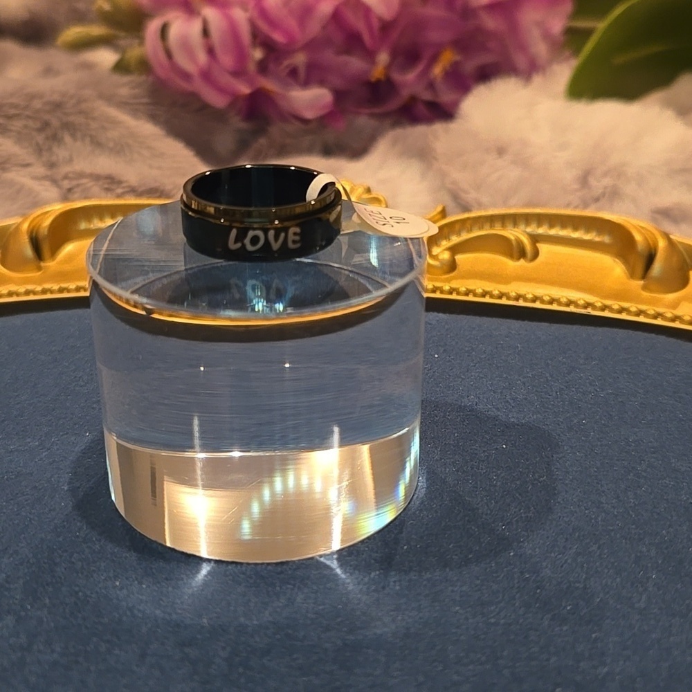 Black and Gold 'Love' Stainless Steel Spinner Ring Brand New - Picture 3 of 4